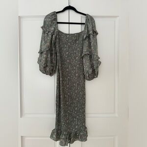 Petal & Pup Ruched Floral Midi Dress